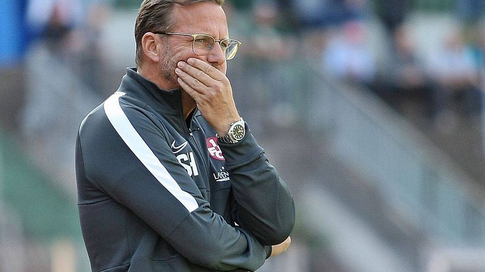 Nach gleichlautenden Medienberichten ist die Zeit von Trainer Sascha Hildmann beim 1. FC Kaiserslautern abgelaufen.