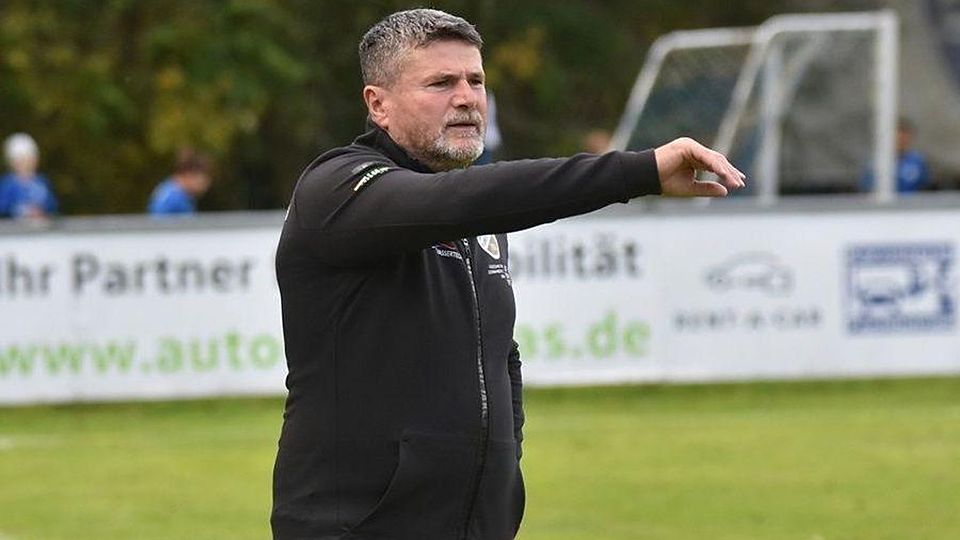 Pero Vidak und der SV Planegg müssen zum Ende der Hinrunde eine empfindliche Niederlage gegen Verfolger Waldeck hinnehmen.