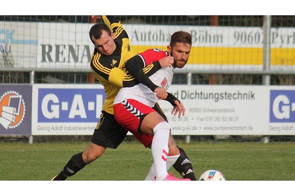 Aufsteiger: Ali Yetkin (re.) rückt von der U23 des SVS in den Regionalligakader auf.  Archivfoto: Weller