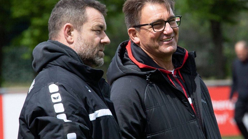 Zwei, die sich verstehen: Stefan Arweiler (l.) und Robert Brand bildeten 18 Jahre lang ein höchst erfolgreiches Trainergespann beim TSV Gilching-Argelsried. Arweiler hat sich nun entschlossen, als Coach aufzuhören.