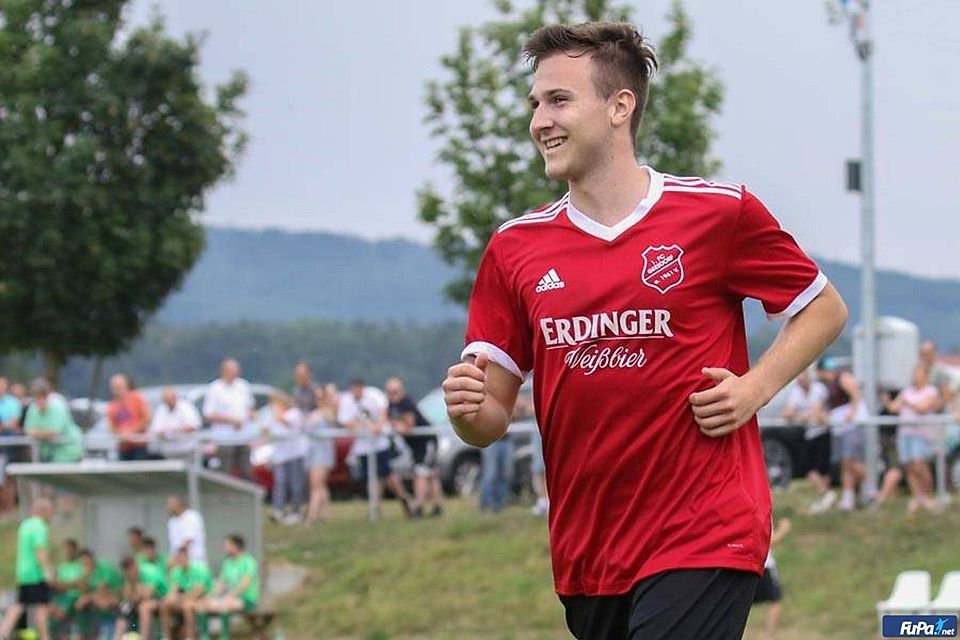 23 Tore in 18 Spielen: Der 20-jährige Vincent Held hat beim 1.FC Geesdorf eingeschlagen.