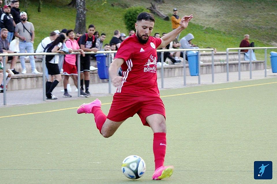 Mohammed Tahiri traf für den Türkischen SV zur Führung in Delkenheim.