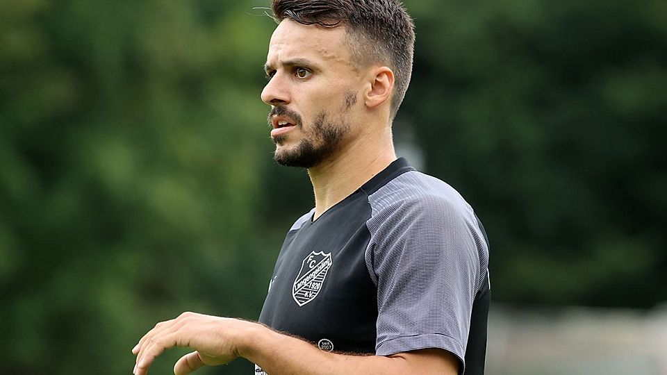 Maximilian Hintermaier setzte sich mit Langengeisling 3:1 in Teisendorf durch. 