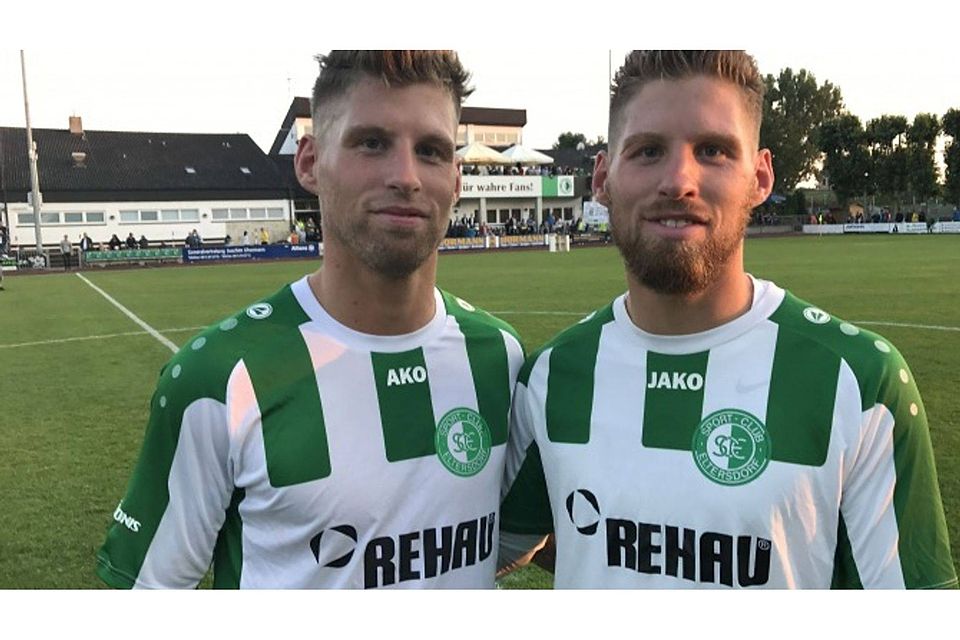 Erleichtert: Die beiden Herzner-Brüder Bastian (li.) und Tobias nach dem Derbysieg gegen Bruck. F.:Rebel