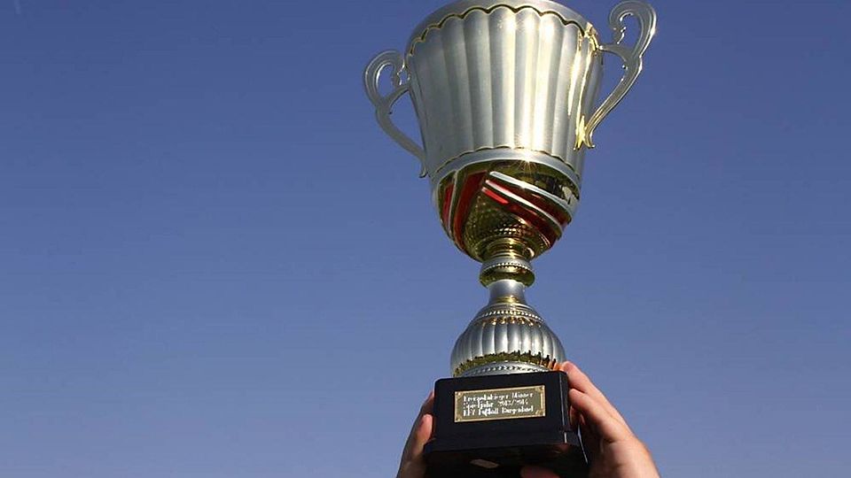 Das Achtelfinale hat er für Mittwoch übernächster Woche (30. September) terminiert.