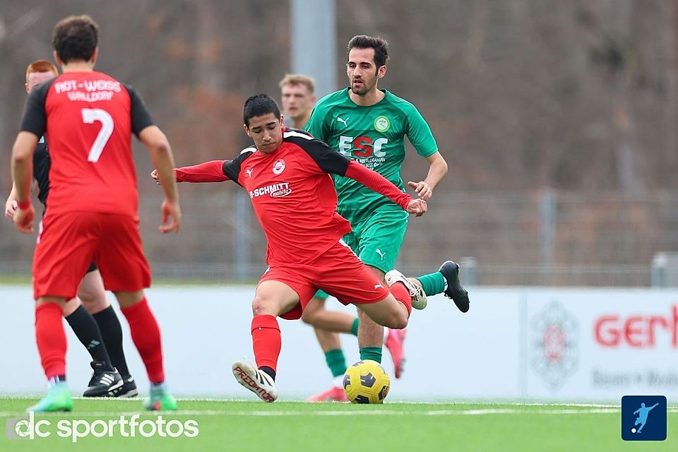 RWW II gewinnt verdient, VfR muss nach Pokalfeier einen Dämpfer einstecken.