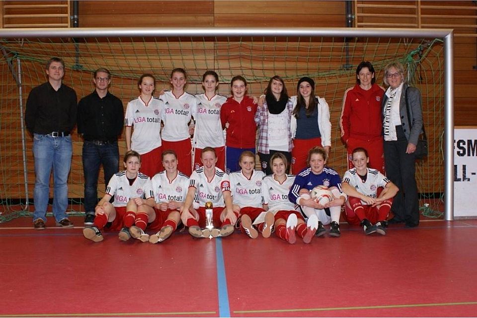 Sieger des 3. RTB-Cups FC Bayern München U17 Juniorinnen