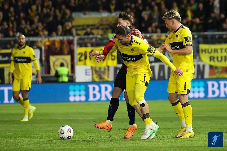 Alemannia Aachen setzt die Aufholjagd fort.