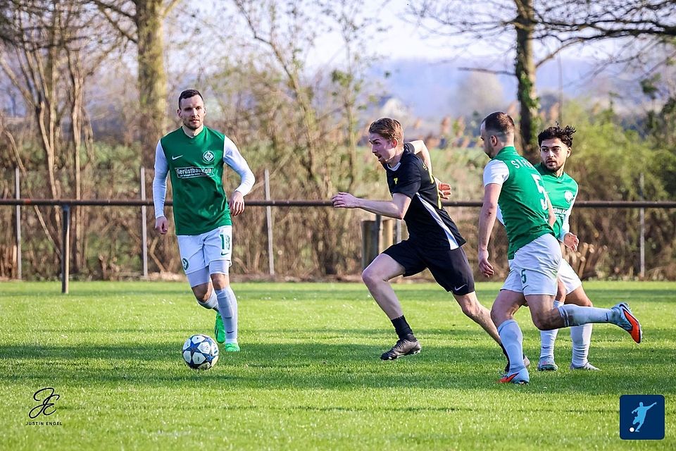 Derbystimmung in Fürth. Der SV Fürth (grüne Trikots) empfängt den FC Fürth am Samstag zum Nachbarschaftsduell. Das Hinspiel konnte der FC Fürth mit 4:2 für sich entscheiden. 
