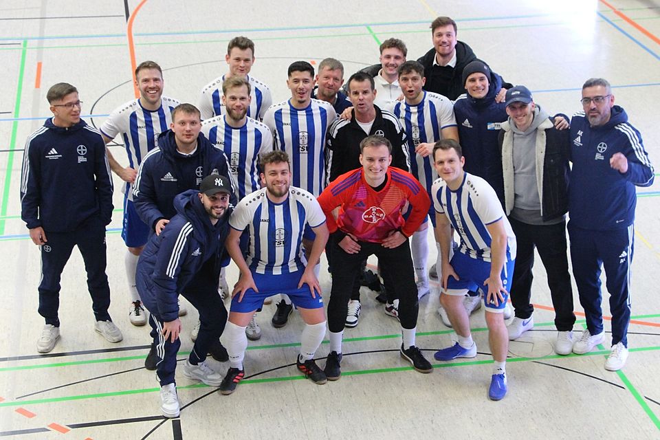 Der TSV Bayer Dormagen steht in der ENdrunde am Sonntag, als viertes Team nach Zons, Holzheim und Jüchen. Der TSV Bayer Dormagen steht in der ENdrunde am Sonntag, als viertes Team nach Zons, Holzheim und Jüchen.
