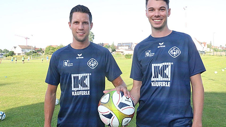 Markus Winkler (links) und Sebastian Böhm bilden auch in der kommenden Saison das Trainerduo.