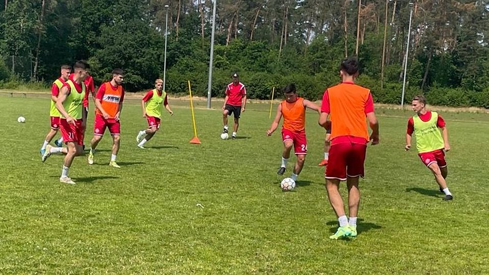 Mit runderneuertem Kader Das neue FeuchtZeitalter ist angebrochen FuPa