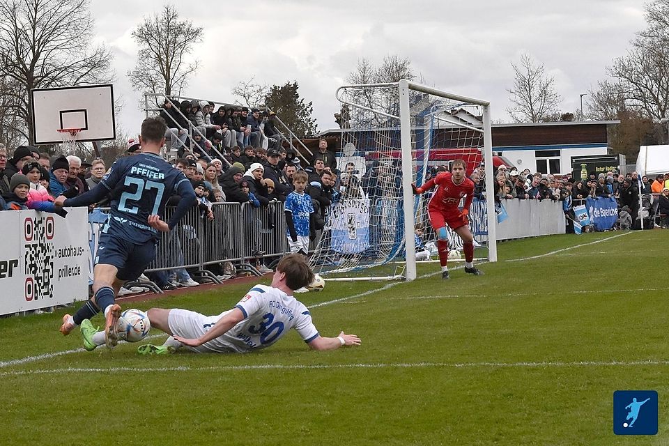 Vor toller Kulisse lieferte der FC Dingolfing dem TSV 1860 München einen tollen Kampf.