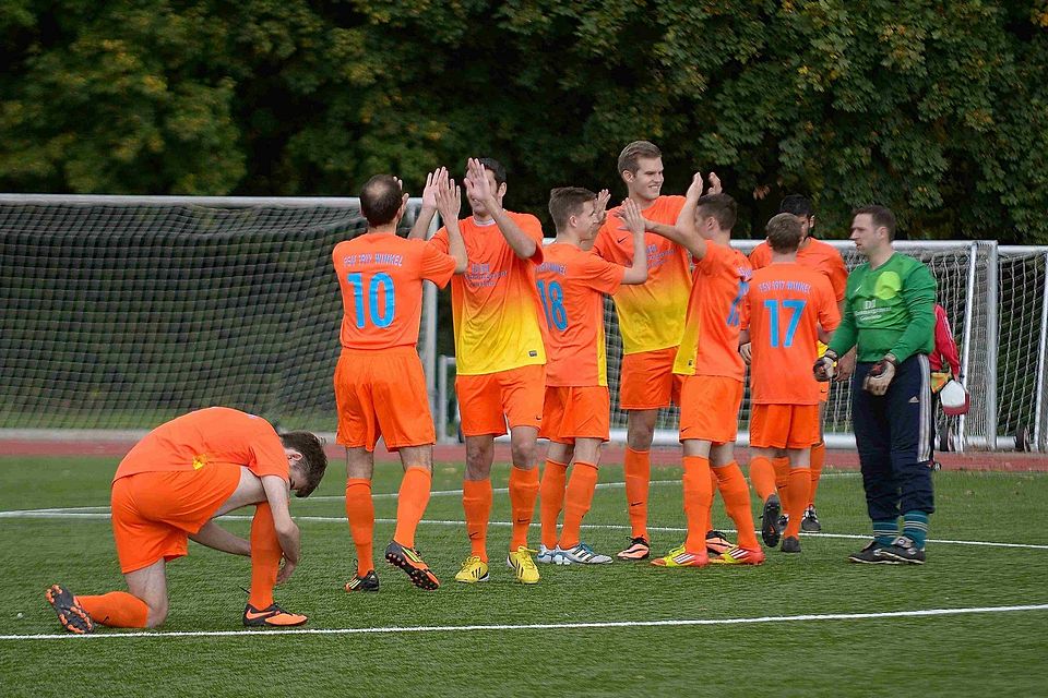 Zielstrebig beim Rundenauftakt: FSV Winkel, hier vor dem Heimspiel gegen Eltville in der vergangenen Saion, erwischte einen perfekten Start gegen Aufsteiger Hattenheim.F: Klein Zielstrebig beim Rundenauftakt: FSV Winkel, hier vor dem Heimspiel gegen Eltville in der vergangenen Saion, erwischte einen perfekten Start gegen Aufsteiger Hattenheim.F: Klein