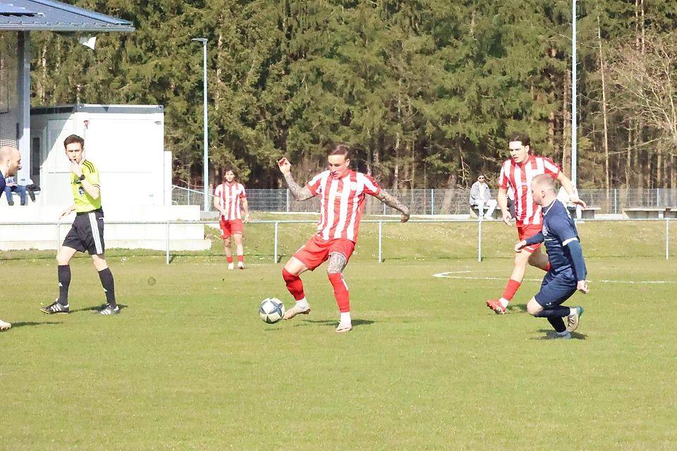 Er wird immer stärker: Lorenz Knöferl erzeilte in Kempten beide Tore.