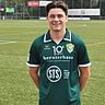 Enea Heiniger im Dress des SC Kriens, auf dem Fussballplatz in Wettswil, seinem Wohnort.