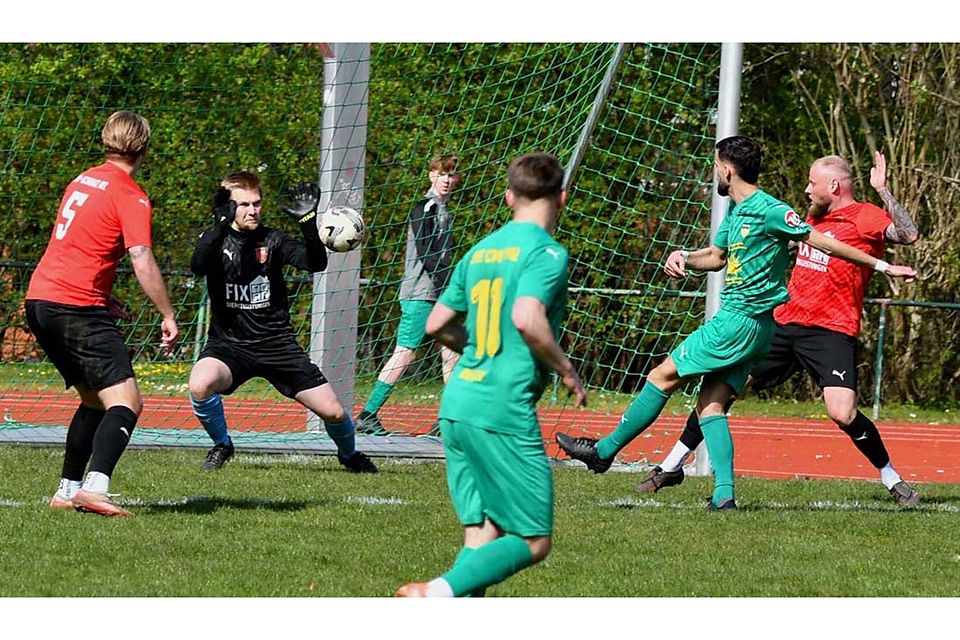 Alban Jashari (SVE Comet Kiel) hatte viel Pech beim Abschluss. Unter anderm mit zwei Alu-Treffern.