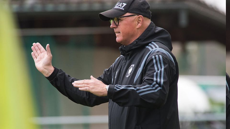 Nach 30 Jahren beim SV Pullach zog Theo Liedl nun den Schlussstrich. Neben dem Sportlichen Leiter trat auch Manager Robert Bäumel zurück.