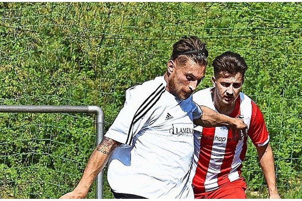 Nach einjährigem Gastspiel beim SSV Zuffenhausen kehrt Carmine Pescione (v.) zum TSV Weilimdorf zurück. Günter E. Bergmann