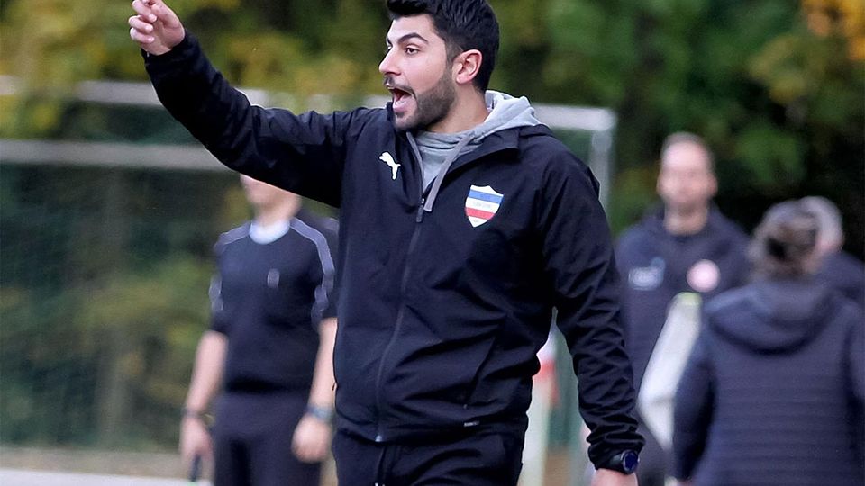 Onur Cokgez ist stets mit vollem Elan dabei, Inter Türkspor Kiel wieder auf Kurs zu bringen. 