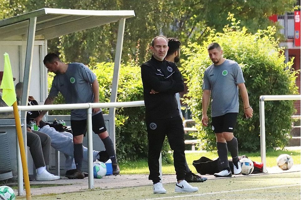 Trainer Bayram Özkan hat alles versucht...... Trainer Bayram Özkan hat alles versucht......