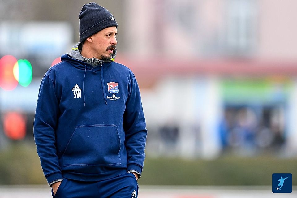 Als "Glücksfall" bezeichnet Unterhachings Coach Sandro Wagner das Engagement seines Co-Trainers bei Unterhaching.