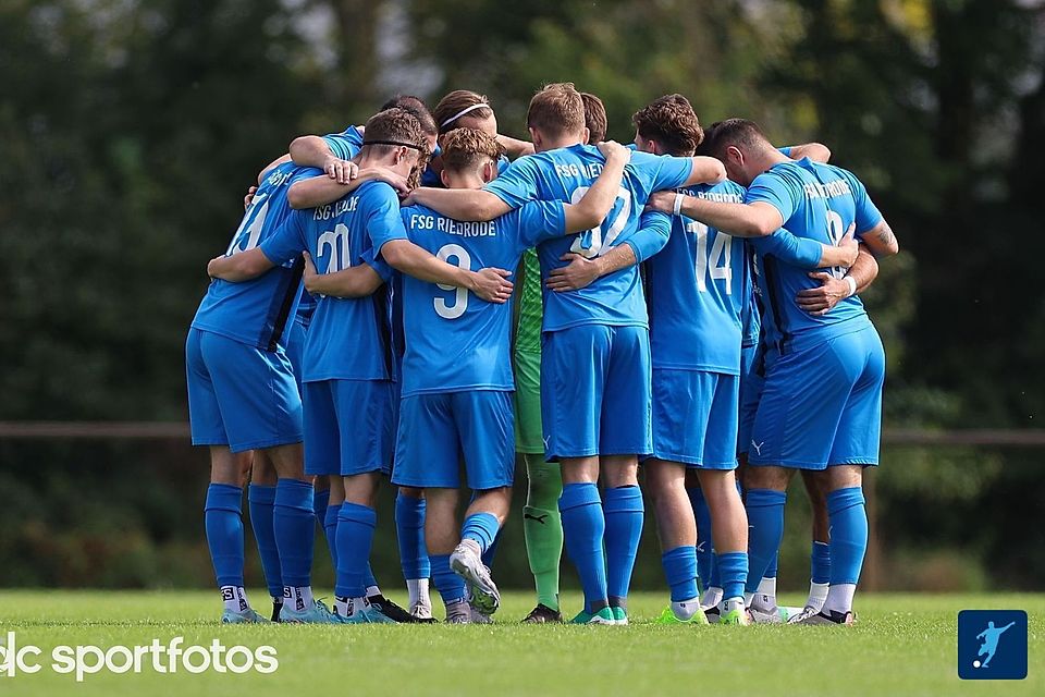 Die FSG Riedrode konnte beim Spitzenspiel gegen den FC Fürth mit einem 4:2-Erfolg als Sieger vom Platz gehen. Die FSG Riedrode konnte beim Spitzenspiel gegen den FC Fürth mit einem 4:2-Erfolg als Sieger vom Platz gehen.