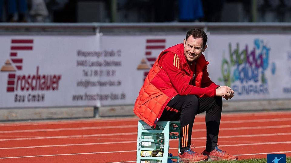 Abschied mit Aufstieg? Christoph Schambeck will mit dem FSV Landau direkte Rückkehr in die Bezirksliga schaffen - und wird dann nach der Saison sein Amt niederlegen.