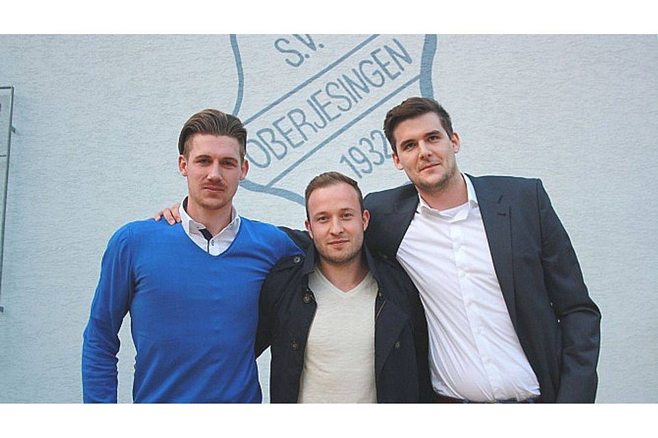 Das B-Ligateam des SV Oberjesingen ist ihre erste Trainerstation im Aktivenbereich (von links): Andreas Gusenbauer, Daniel Wahnsiedler und Julian Weidinger Foto: Gauß