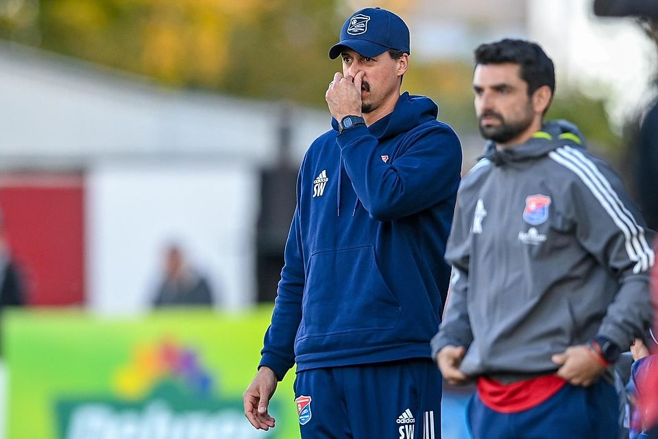 In der neuen Saison in der Bundesliga auf der Trainerbank des FC Augsburg: Hachings Aufstiegscoach Sandro Wagner (l.) und sein Assistent Thomas Kasparetti.