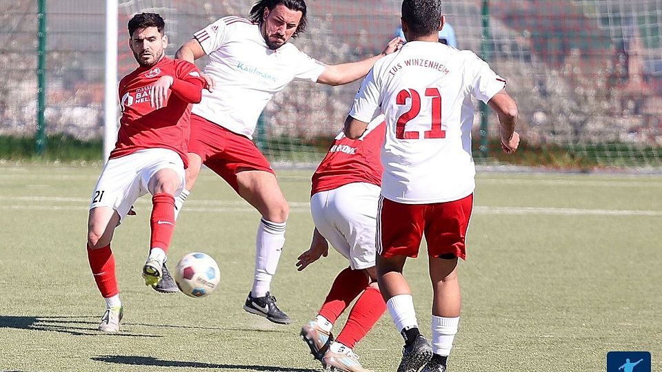 Der TuS Winzenheim scheint auf dem Weg in die Bezirksliga die besten Karten zu haben. Dahinter hat der VfL Rüdesheim aktuell den zweiten Platz inne, muss aber Soonwald und Bad Sobernheim im Kampf um den Aufstieg hinter sich lassen.