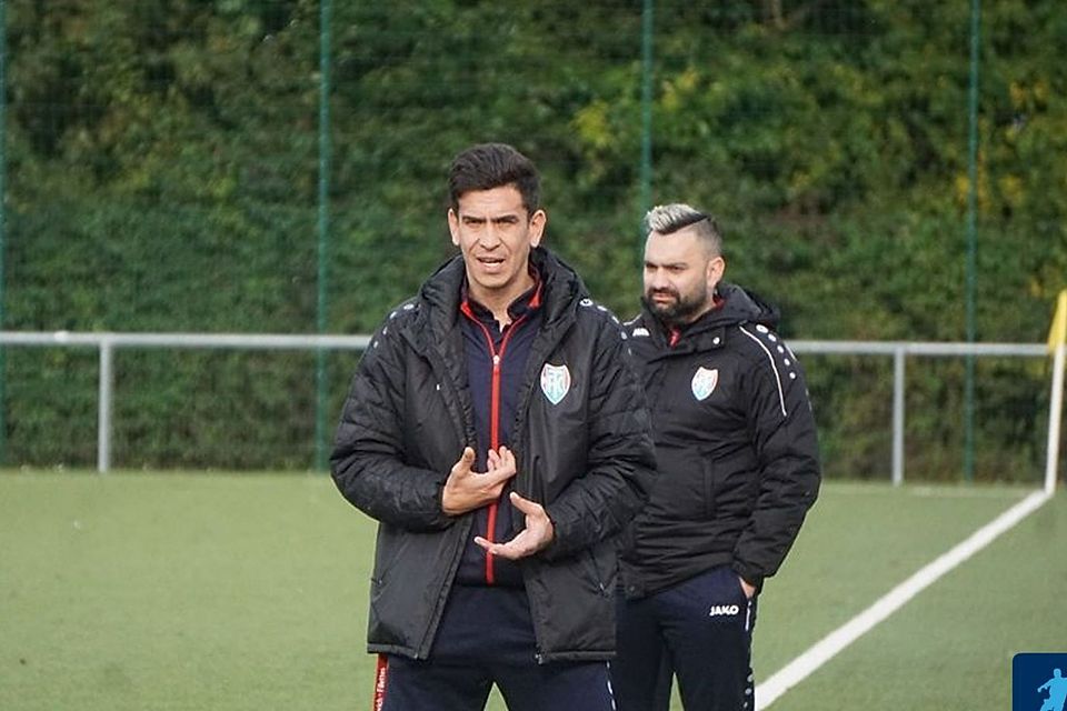 Tony Lopes (v.) ist neuer Luna-Trainer