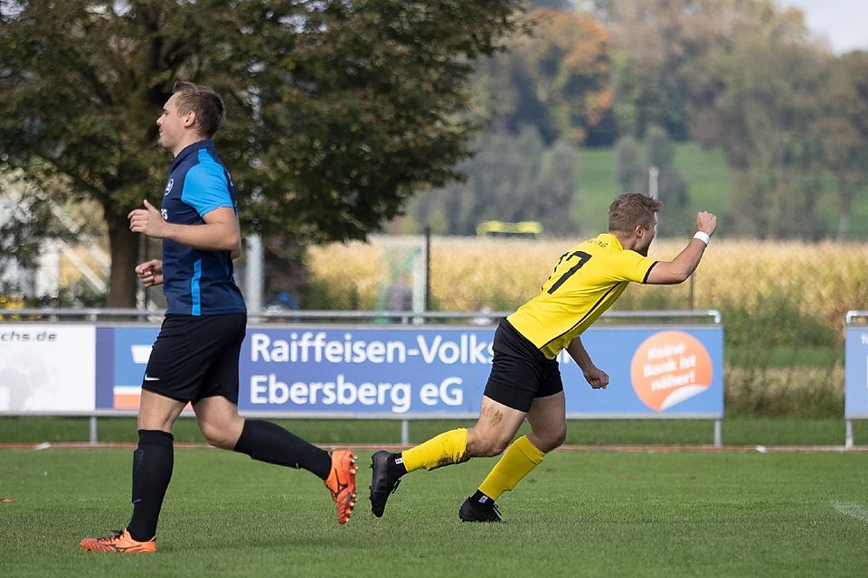 Remisretter: Grafings Tim Geissler jubelt nach seinem Tor zum 2:2-Endstand.