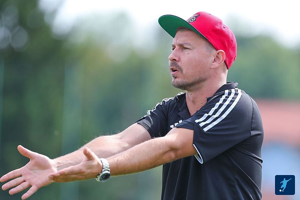 Petr Kulhánek muss fußballerisch in nächster Zeit kürzertreten.