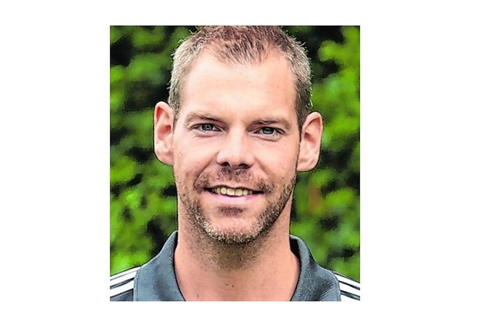 Frank Bauer, Trainer des SV Golkrath. Foto: Royal