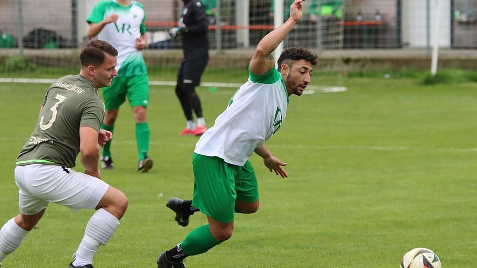 Nicht stoppen konnten die Gammelsdorfer den Dietersheimer Walace Rodrigues Viana (r.). Am Ende war er für drei der vier Gäste-Tore verantwortlich.