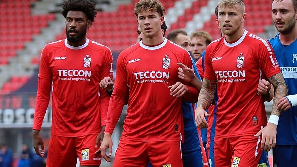 Dominic Duncan (links) verlässt Erfurt im Winter.