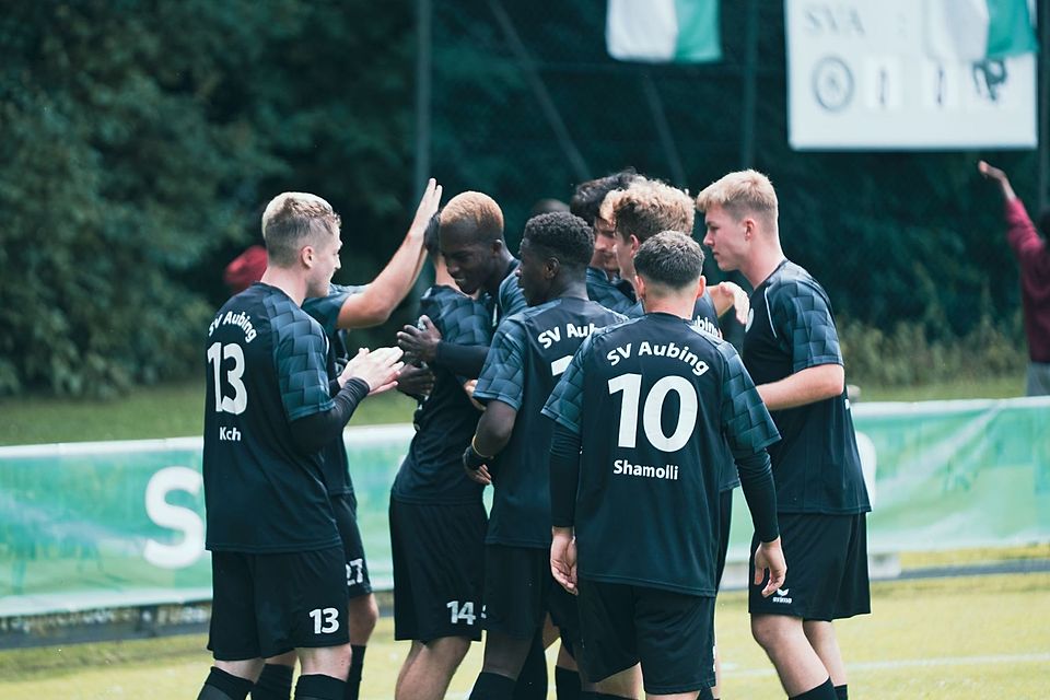 Der SV Aubing München ist nach dem Sieg gegen den TSV Murnau neuer Tabellenführer.