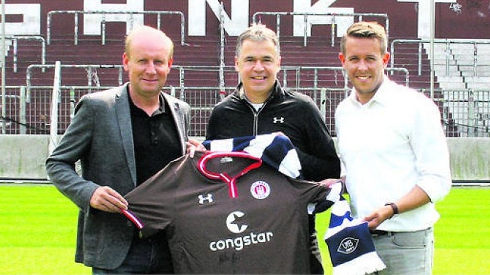 Freuen sich auf das Duell des VfB mit St. Pauli: (von links) Christian Dieluweit, Andreas Rettig und Philipp Herrnberger VfB