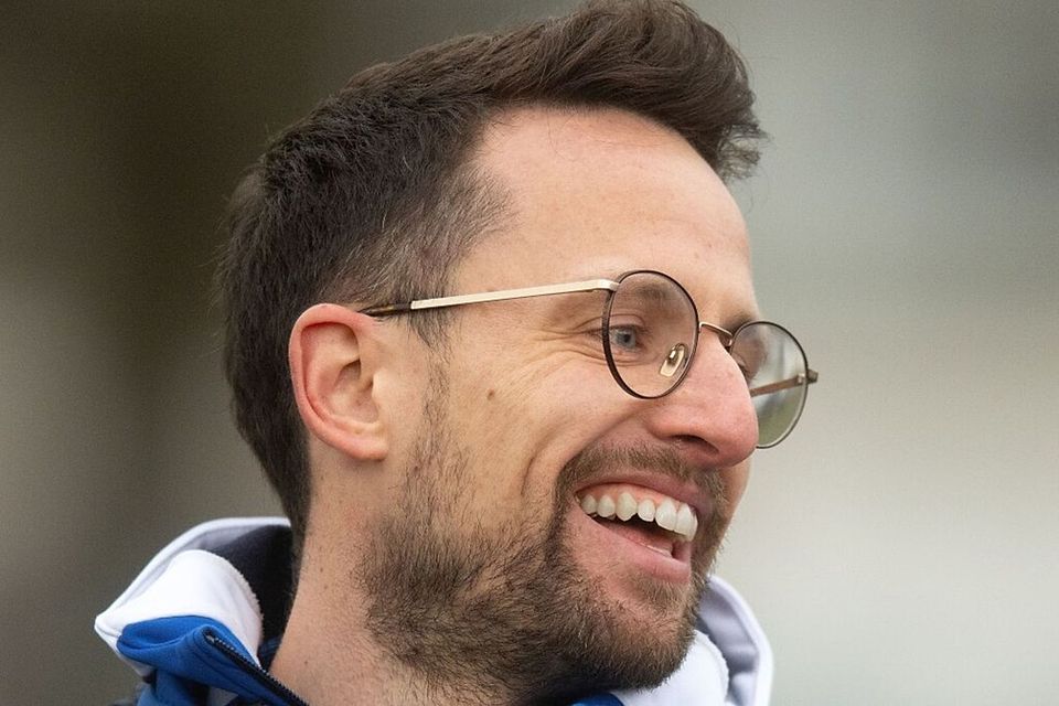 Wird Neustadts Trainer Fabian Gamp erneut so strahlen können wie hier nach dem Sieg gegen den SV Denkingen? 