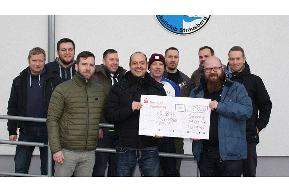 Tolle Aktion: Fanclub des FC Strausberg sammelte Spendengelder für den Verein Kolibri – Hilfe für krebskranke Kinder. Foto: Verein