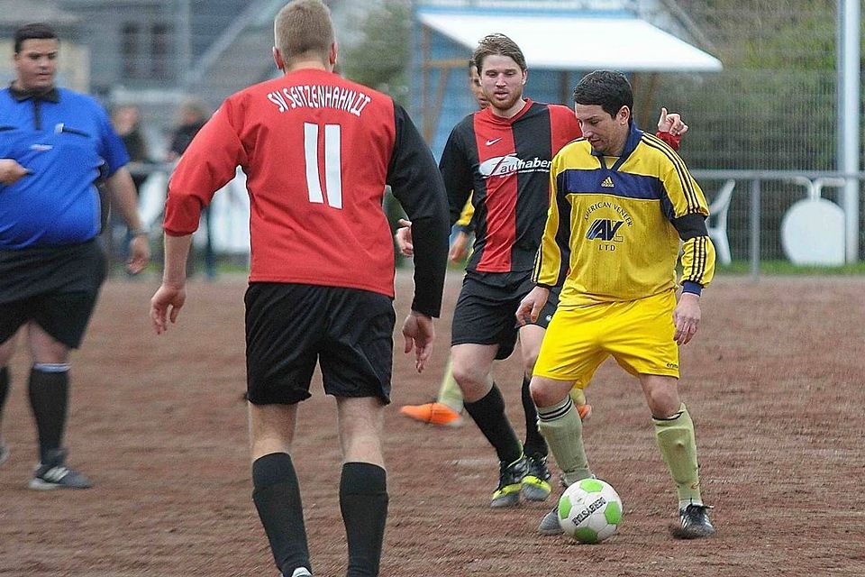 In der Rückserie 13/14 schließt sich El Funte wieder "seinem" SV Niederseelbach an - und steigt am Ende aufgrund einer Niederlage am letzten Spieltag noch ab.