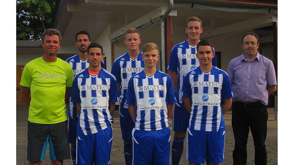 Der FC Edermünde präsentierte seine Neuzugänge für die anstehende Gruppenliga Serie 2013/2014