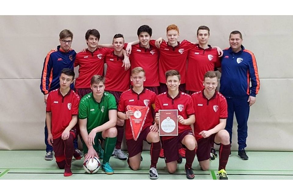 Die B-Junioren des JFV Alsfeld sind Futsal-Regionalmeister und spielen jetzt um den Hessentitel. 	Foto: Geißler