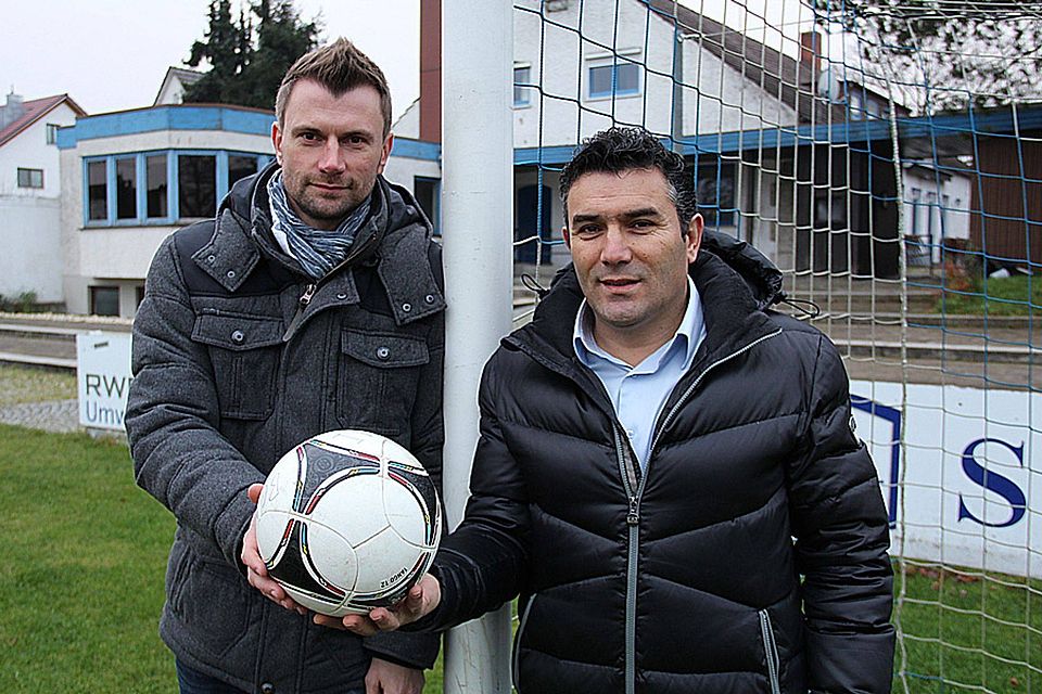 Sie wollen mit dem BC Aichach den Klassenerhalt schaffen: der neue Spielertrainer Christian Seidel (links) und der Sportliche Leiter Güray Özkan.  Foto: Johannes Graf