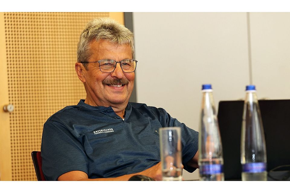 Der Oberpfälzer Josef Janker ist seit vielen Jahren Verbandsspielleiter des BFV 