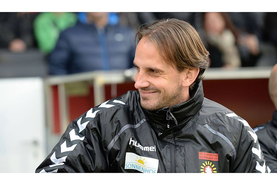 Bleibt der SG Sonnenhof Großaspach erhalten: Trainer Rüdiger Rehm. F: Images