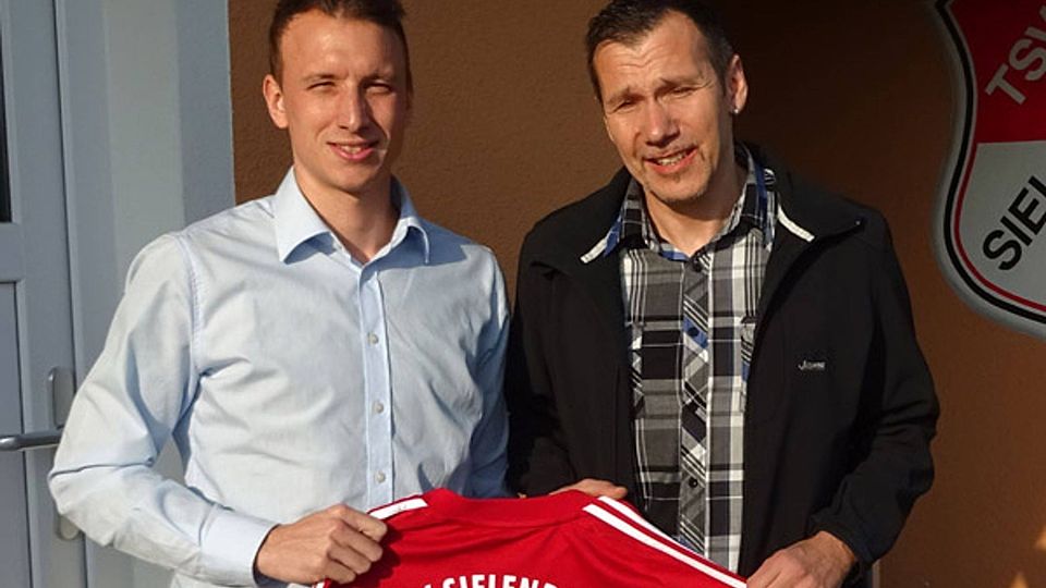 Sebastian Hüttner (links) übernimmt den TSV Sielenbach im Sommer als Spielertrainer.  Foto: Sielenbach