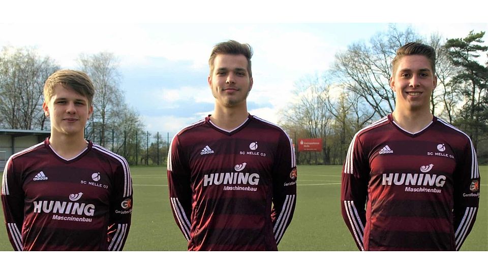 Von der U19 des SV Viktoria 08 Georgsmarienhütte wechseln Carlo Twyrdy (rechts im Bild) und Jan Seßmann (Bildmitte) zum SCM und Dominik Seeberg (links im Bild) kommt von der U19 des VfL Osnabrück zu uns in den Grönegau.