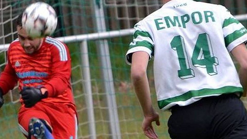 Jason Schwäbe trägt in der kommenden Saison das Trikot von Empor Schenkenberg.